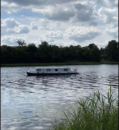 船上ホテル Zouw Hausboat Zakotven -pouze *