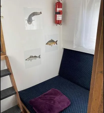 Zouw Hausboat Zakotven -pouze *