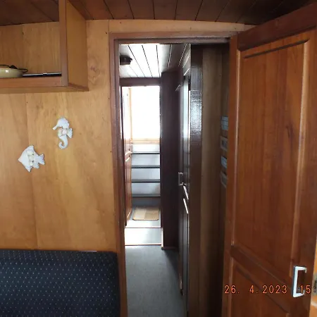 Zouw Hausboat Zakotven -pouze Roudnice nad Labem