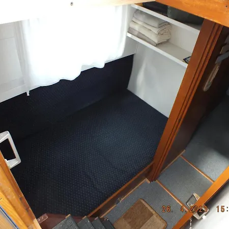 Zouw Hausboat Zakotven -pouze *