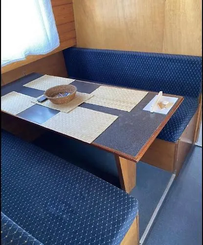 Zouw Hausboat Zakotven -pouze Ubytovaní Botel Roudnice nad Labem