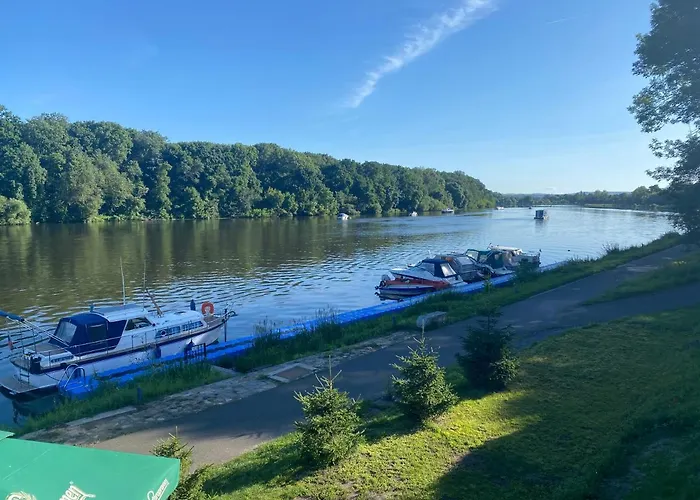 Zouw Hausboat Zakotven -pouze Ubytovaní