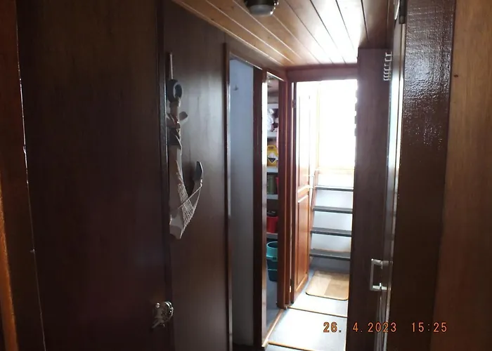 Zouw Hausboat Zakotven -pouze Ubytovaní * Roudnice nad Labem