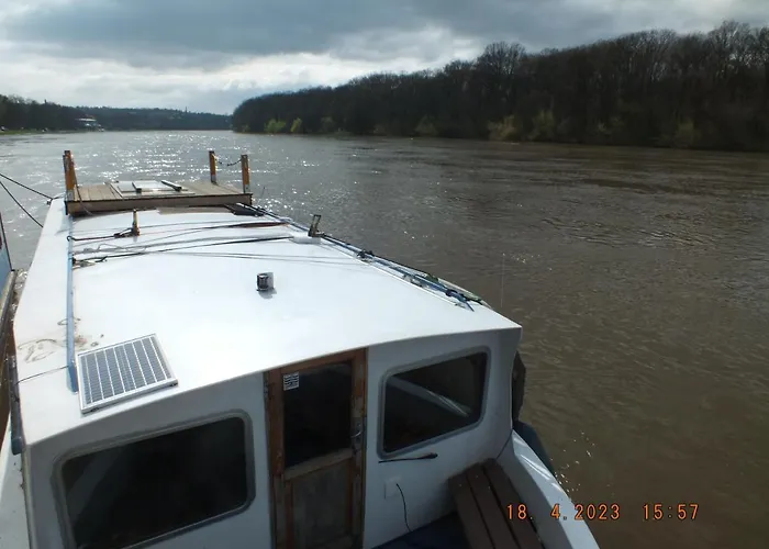 Botel Zouw Hausboat Zakotven -pouze Ubytovaní