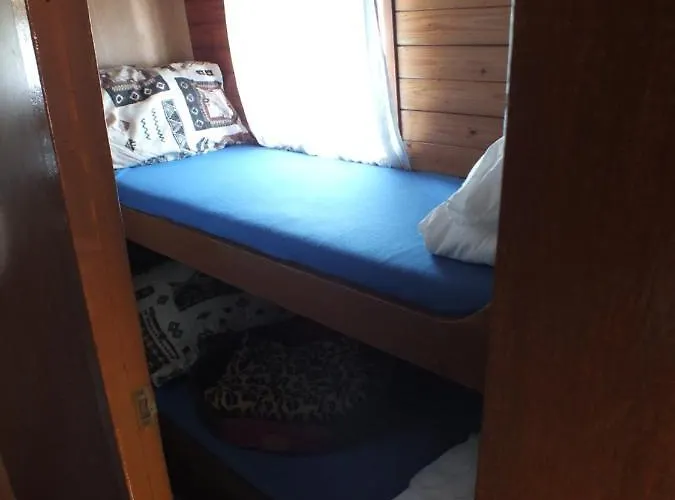Zouw Hausboat Zakotven -pouze Ubytovaní * Roudnice nad Labem