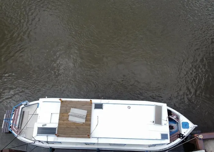 Zouw Hausboat Zakotven -pouze Ubytovaní
